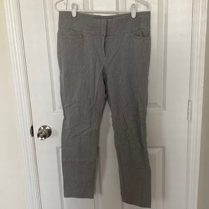 The Loft. Marisa Skinny Ankle. Gray. Size 8/29. Good condition.